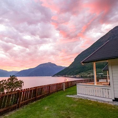 Kinsarvik Camping Hotel Exterior foto